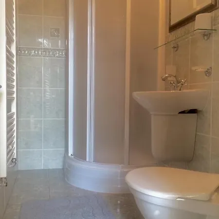 Althansky Palac بيت ضيافة