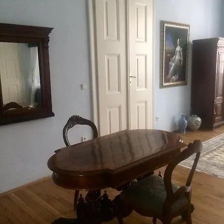 بيت ضيافة Althansky Palac زنويمو